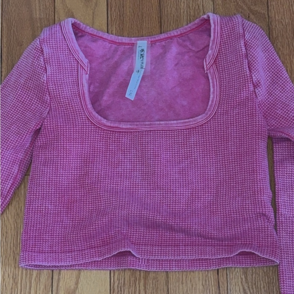 Pink Long Sleeve Women's Top - Picture 2 of 2